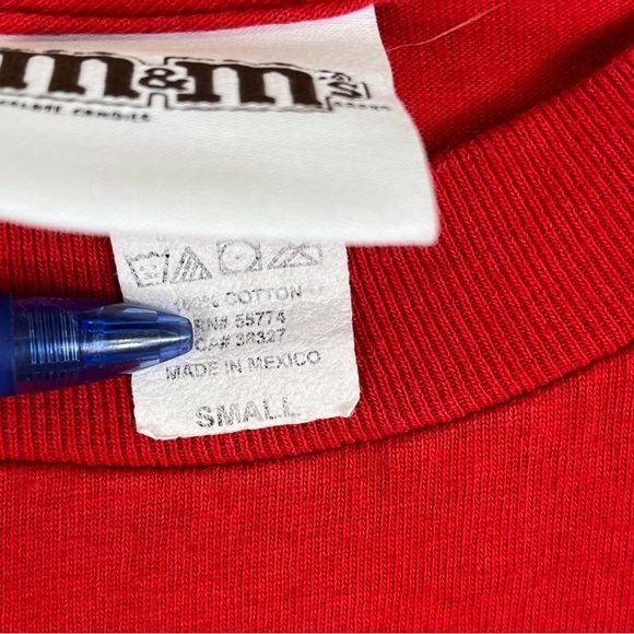 M&M Candy Snack Tee Promo Tshirt Red Adult Small Yellow M&M 2011 - Picture 8 of 11